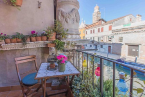 CA CAMMELLO private terrace and canal view Venedig
